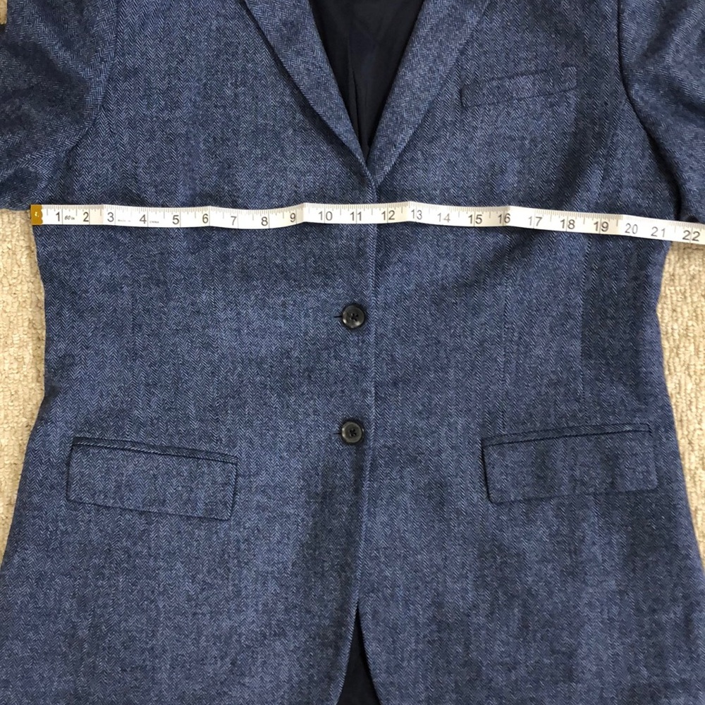 Banana Republic Italian Tweed Blazer- like new! - Picture 7 of 8